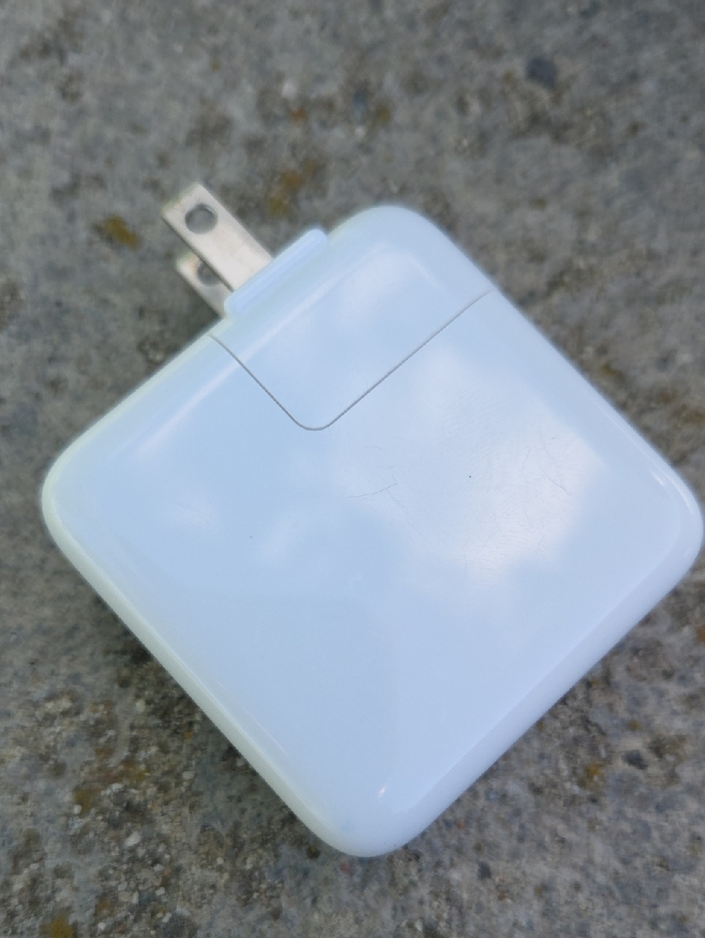 Apple Dual USB-C 35W Compact Power Adapter - White